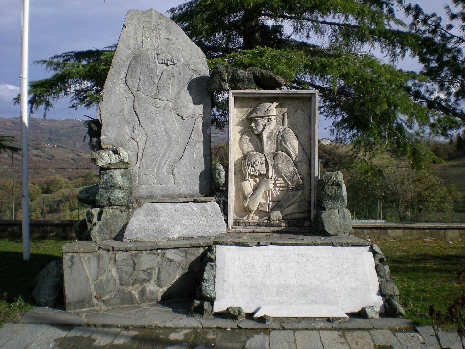 morte del soldato (monumento ai caduti - a lapide) - produzione emiliana (sec. XX)