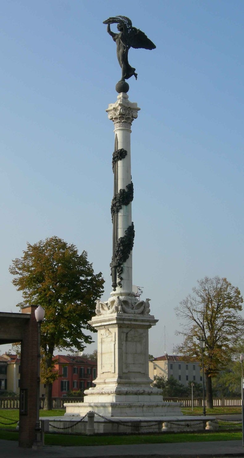 allegoria della Vittoria (monumento ai caduti - a colonna) di Ximenes Ettore, Cusani Lamberto (sec. XX)