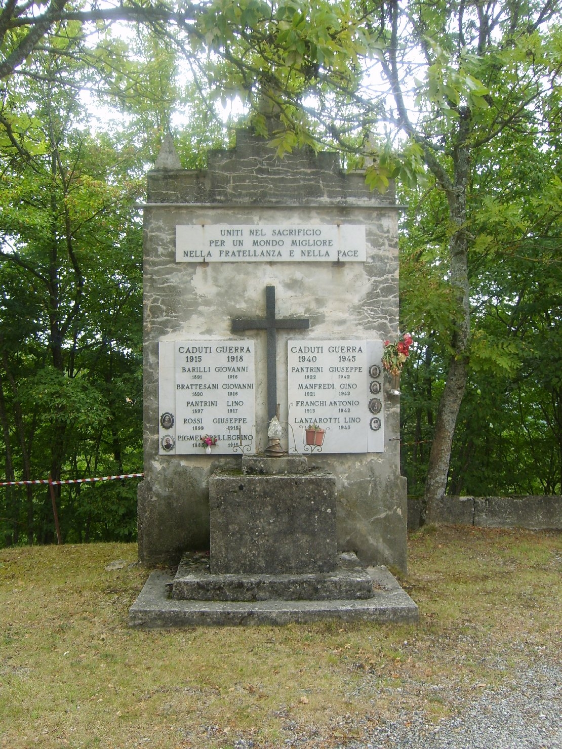 croce (monumento ai caduti - a edicola) - ambito parmense (seconda metà sec. XX)