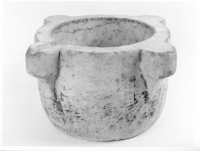 mortaio - bottega Italia centro-meridionale (XVIII/ XIX)