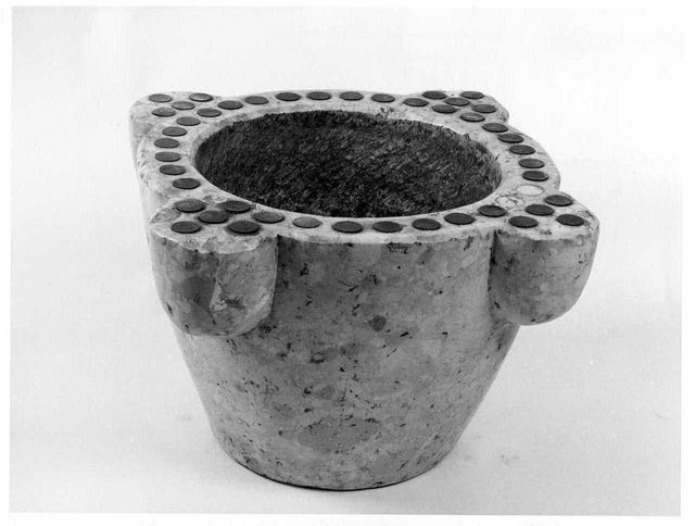 mortaio - bottega molisana (XIX)