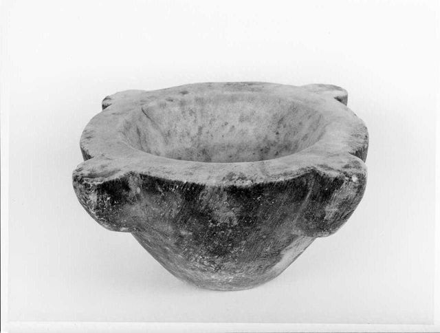 mortaio - bottega Italia centro-meridionale (XIX)