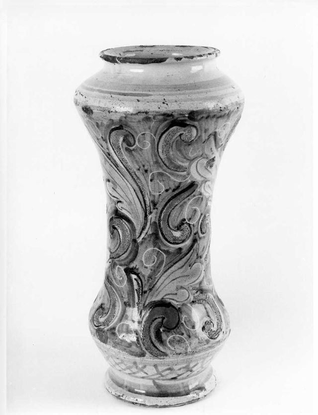 motivi decorativi a volute vegetali (alberello) - ambito Italia meridionale (XVIII)