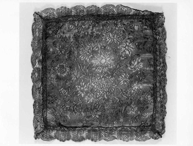 motivi decorativi floreali (tessuto) - manifattura Italia meridionale (XVIII)