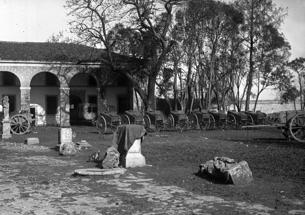 Veneto - Oderzo <Treviso> (negativo) di Caprioli Giovanni, Ongaro Massimiliano (XX)