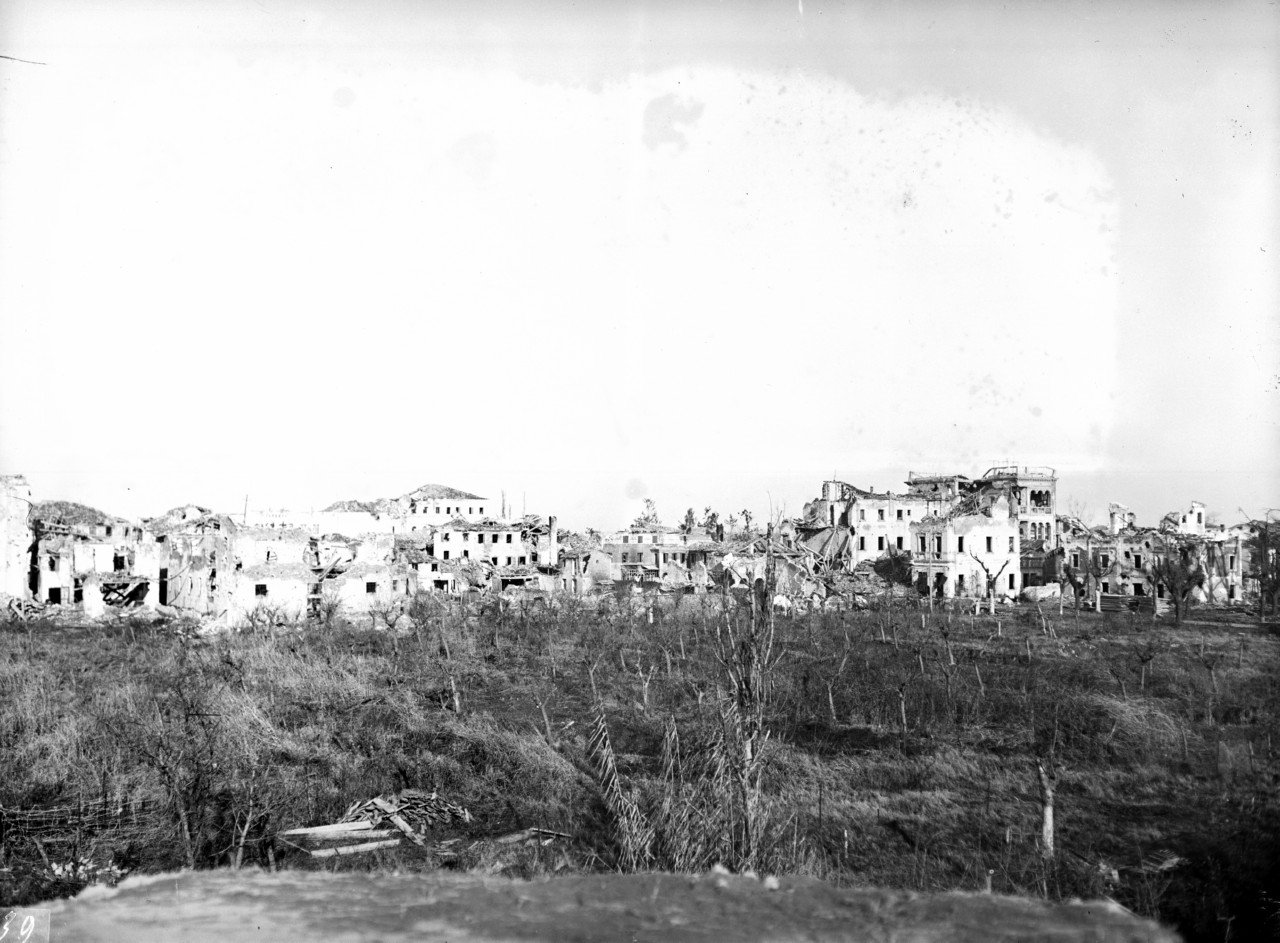 Vedute - Paesaggio urbano - Rovine (negativo) di Caprioli Giovanni, Ongaro Massimiliano (XX)