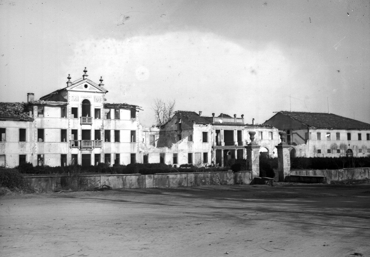 Architettura - Ville venete - Villa Dandolo ora Giacomini (negativo) di Caprioli Giovanni, Ongaro Massimiliano (XX)