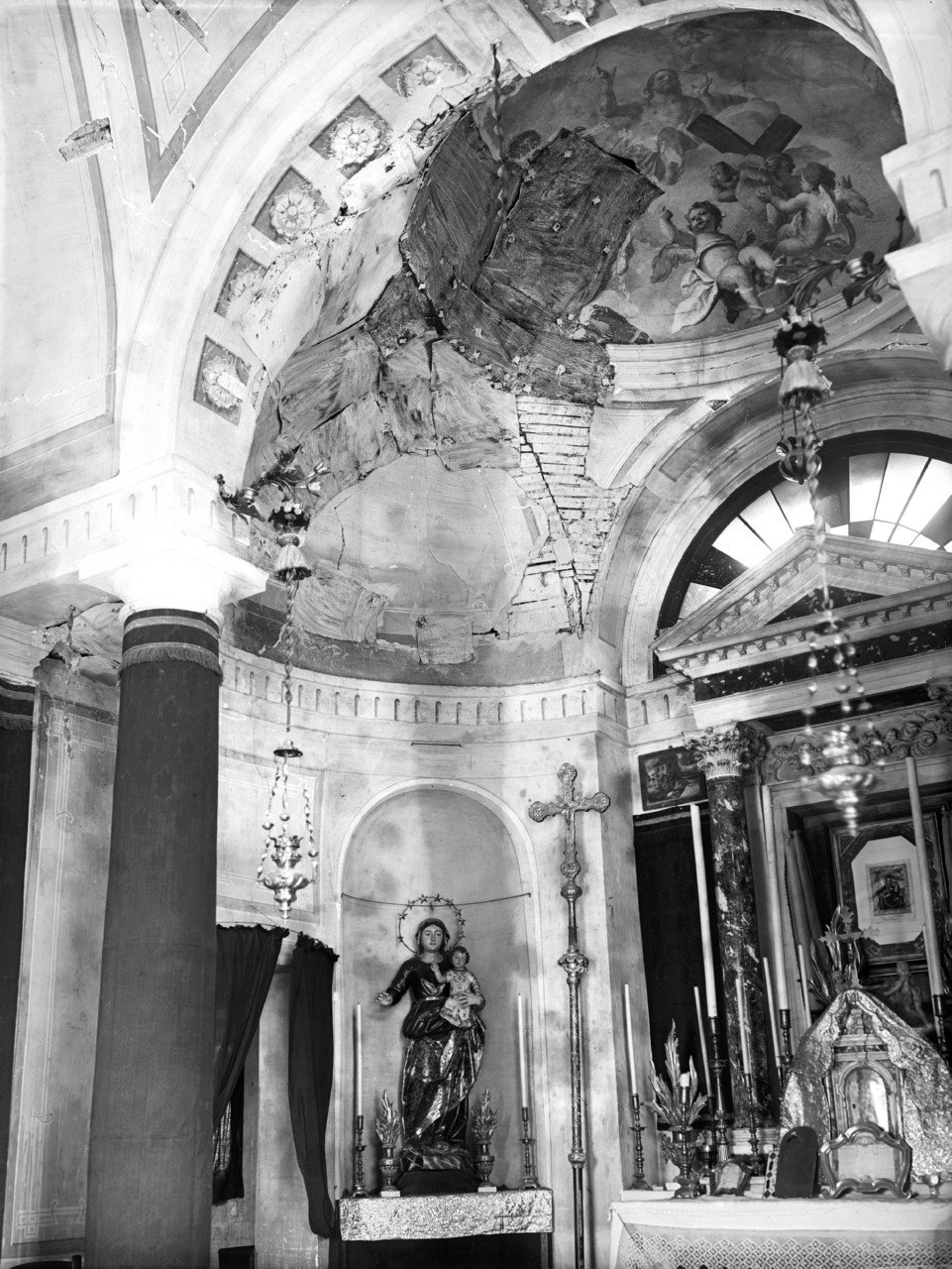 Veneto - Maserada sul Piave <Treviso> (negativo) di Caprioli Giovanni, Ongaro Massimiliano (XX)