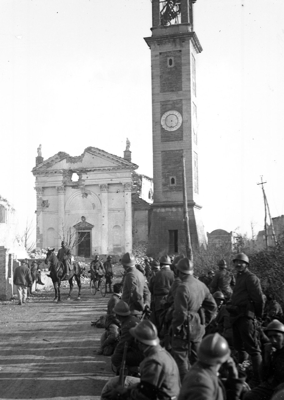 Veneto - Pederobba - Onigo <Treviso> (negativo) di Caprioli Giovanni, Ongaro Massimiliano (XX)