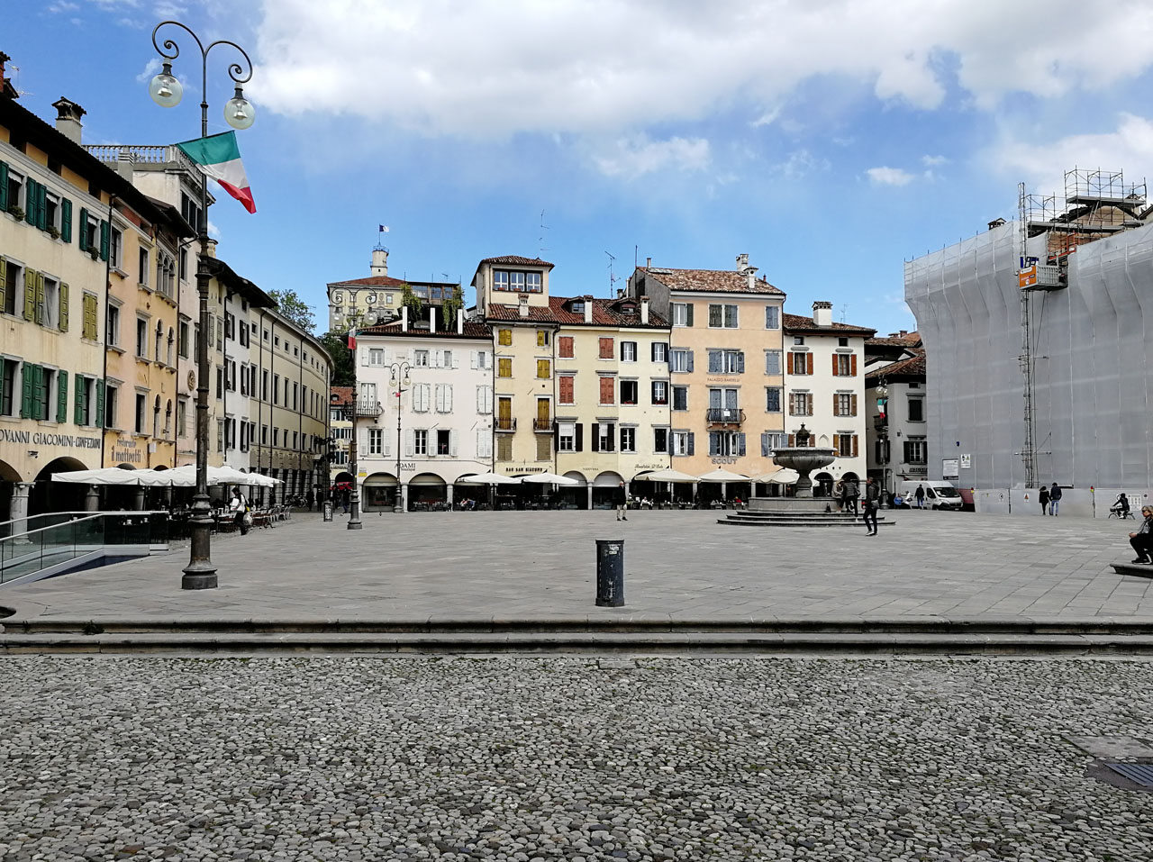 Complesso monumentale di Piazza Matteotti, plateatico ed edifici (anfiteatro, pubblico) - Udine (UD) 