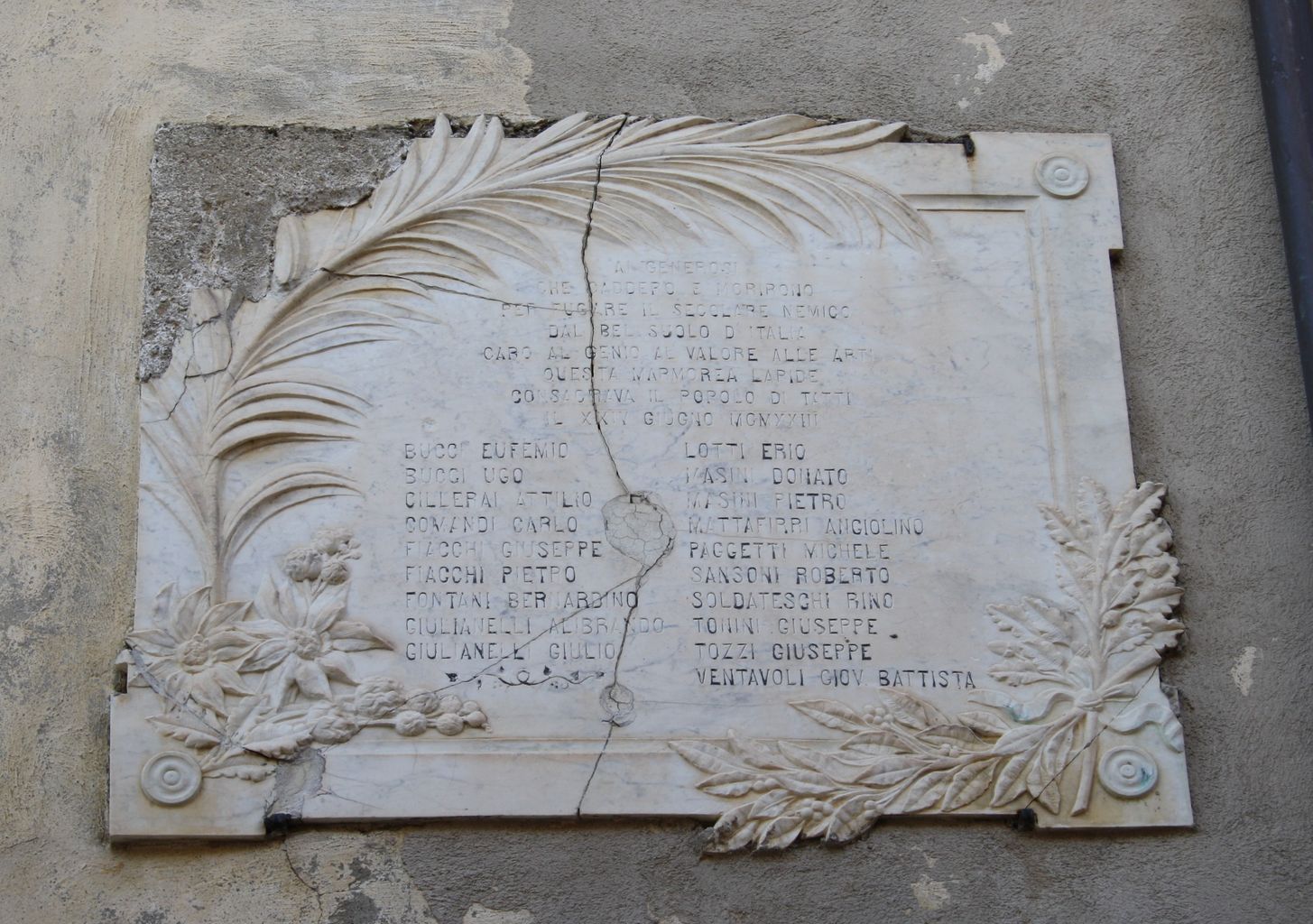 lapide commemorativa ai caduti - bottega toscana (sec. XX)