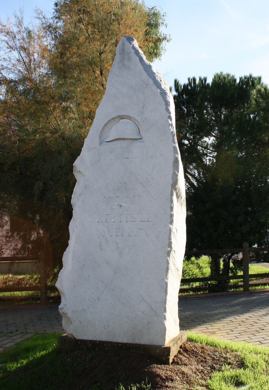 monumento ai caduti - a stele - bottega toscana (sec. XX)