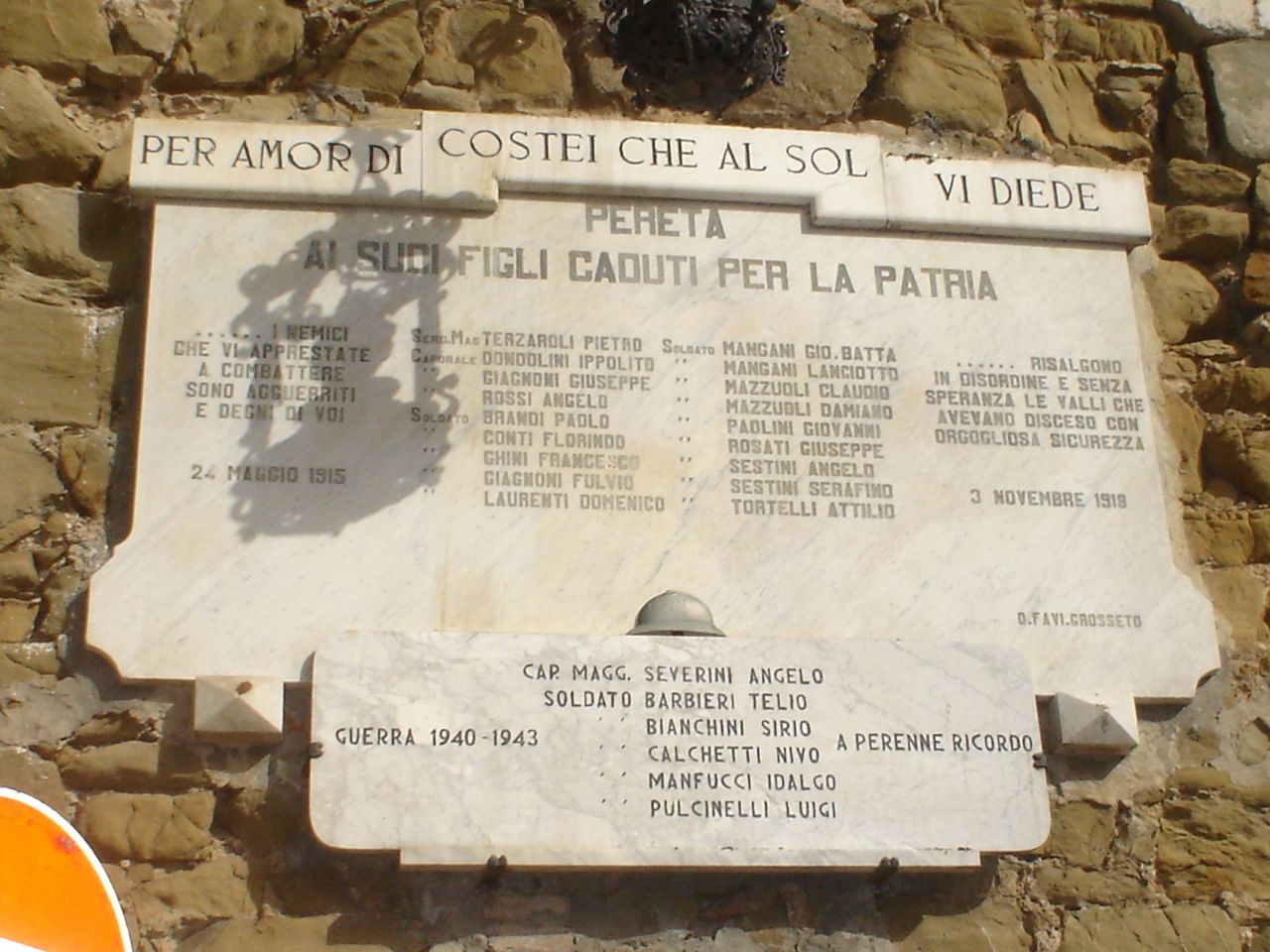 lapide commemorativa ai caduti di Favi O (sec. XX)