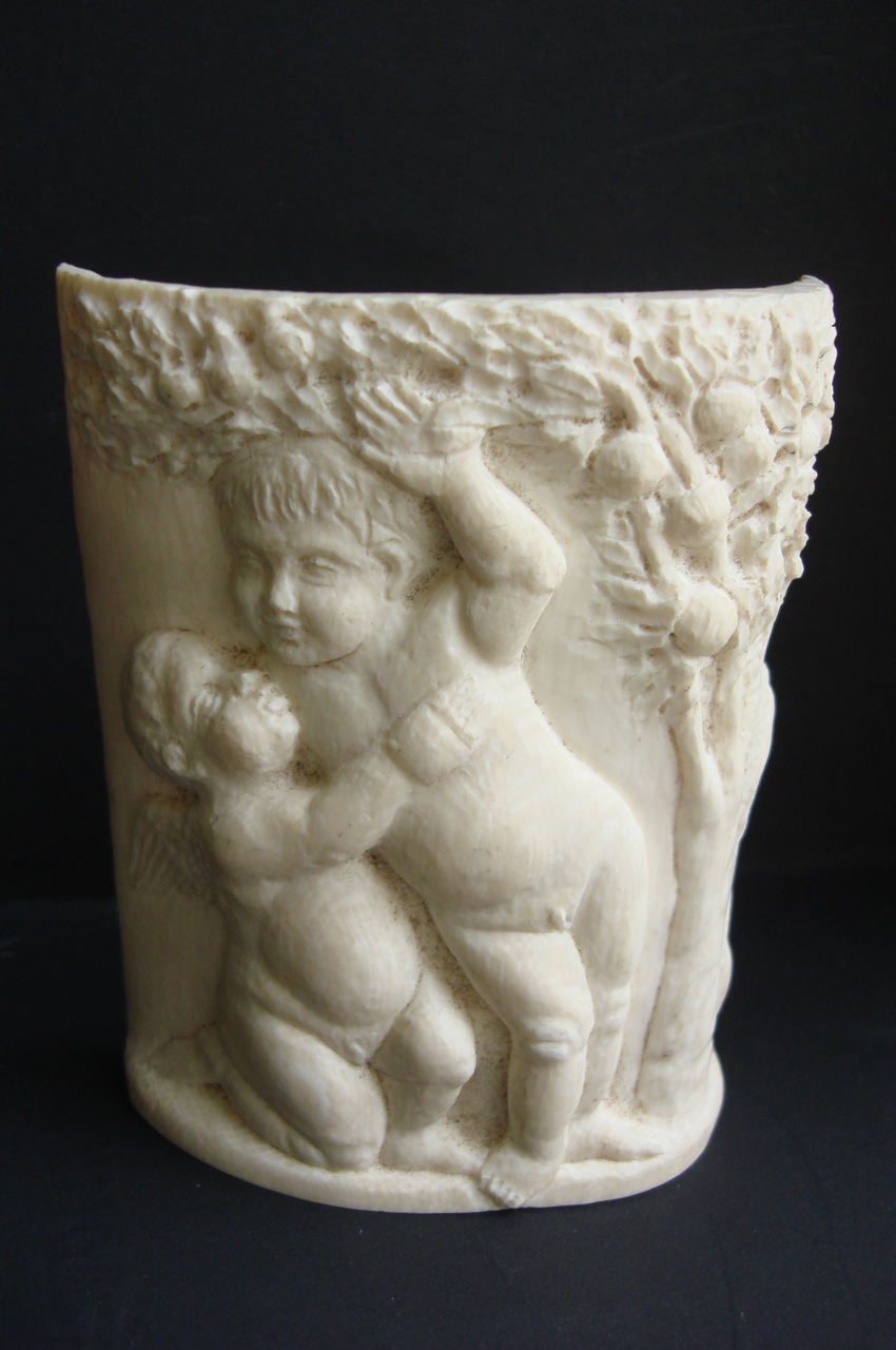 Amorini (scultura) - scuola del corallo di Torre del Greco (seconda metà sec. XX)