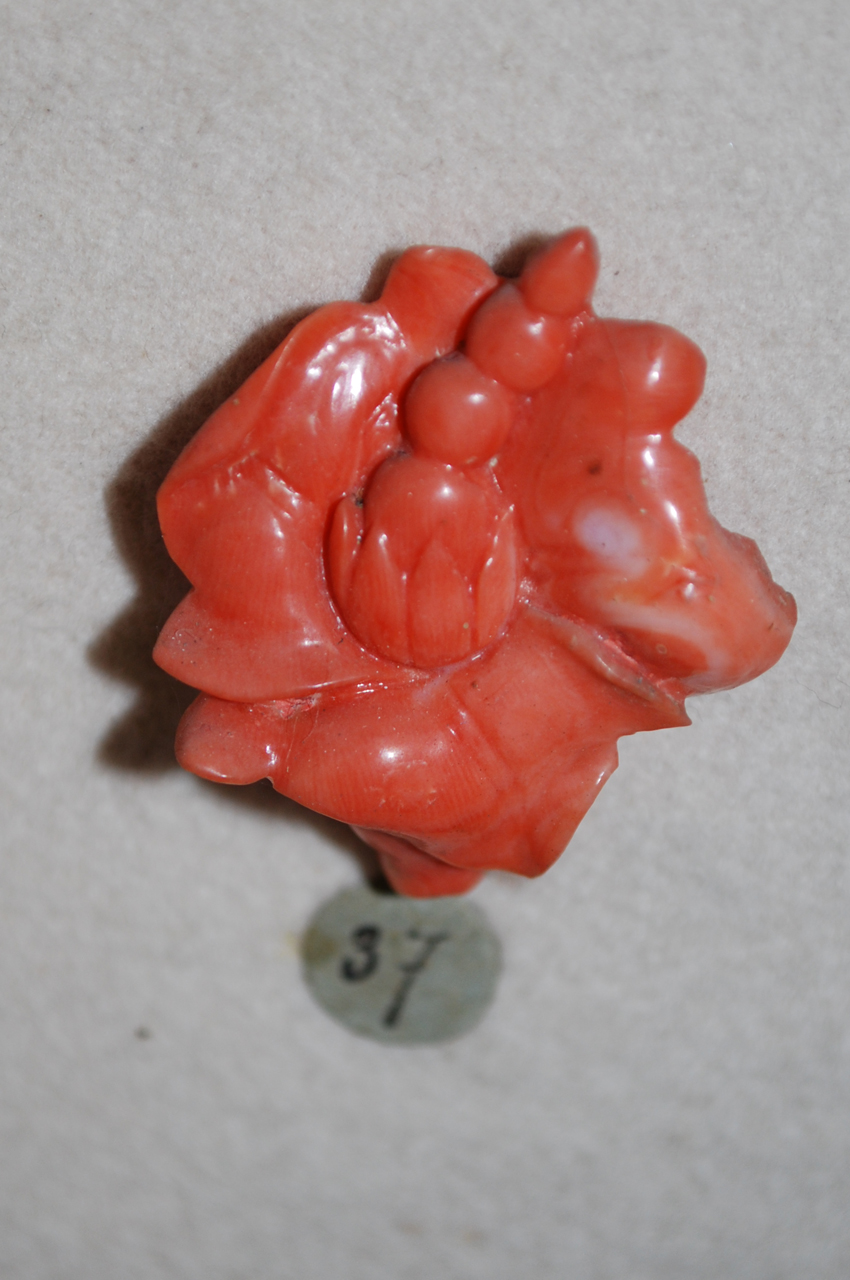 fiore (scultura miniaturistica) di Giovanni Patrone (scuola) (prima metà sec. XX)