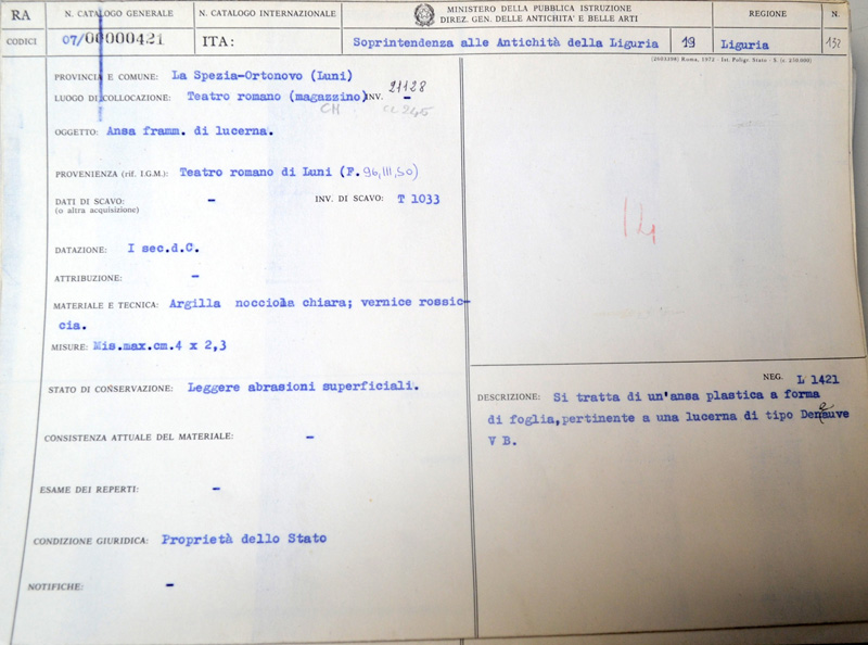 sollevatore a manovella con respingente, strumento per la lavorazione del marmo - italiano (sec. XX)