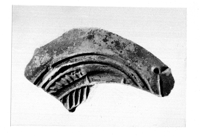 lucerna, disco, spalla (II sec. d.C)