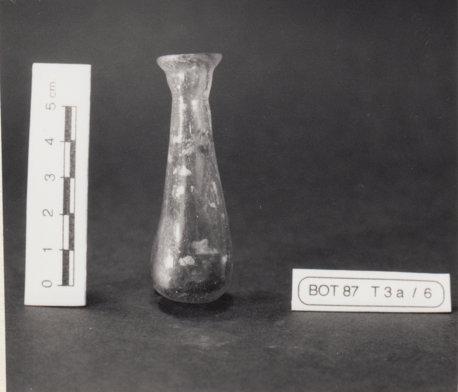 balsamario, Forma Isings 8 (I d.C)