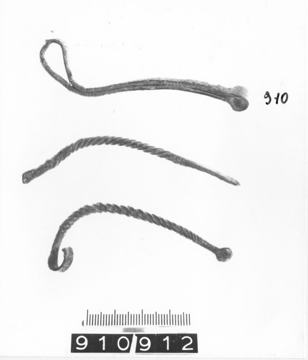 pinzetta - cultura ligure (fine/ primo quarto VIII-VII a.C)