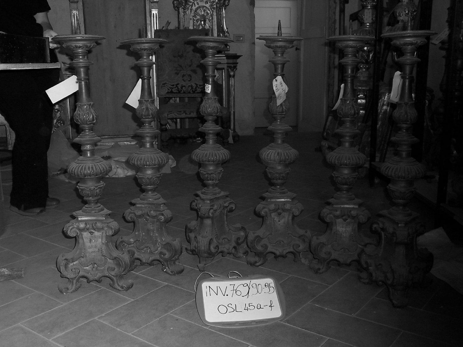 candeliere d'altare, elemento d'insieme - ambito lucchese (sec. XVIII)