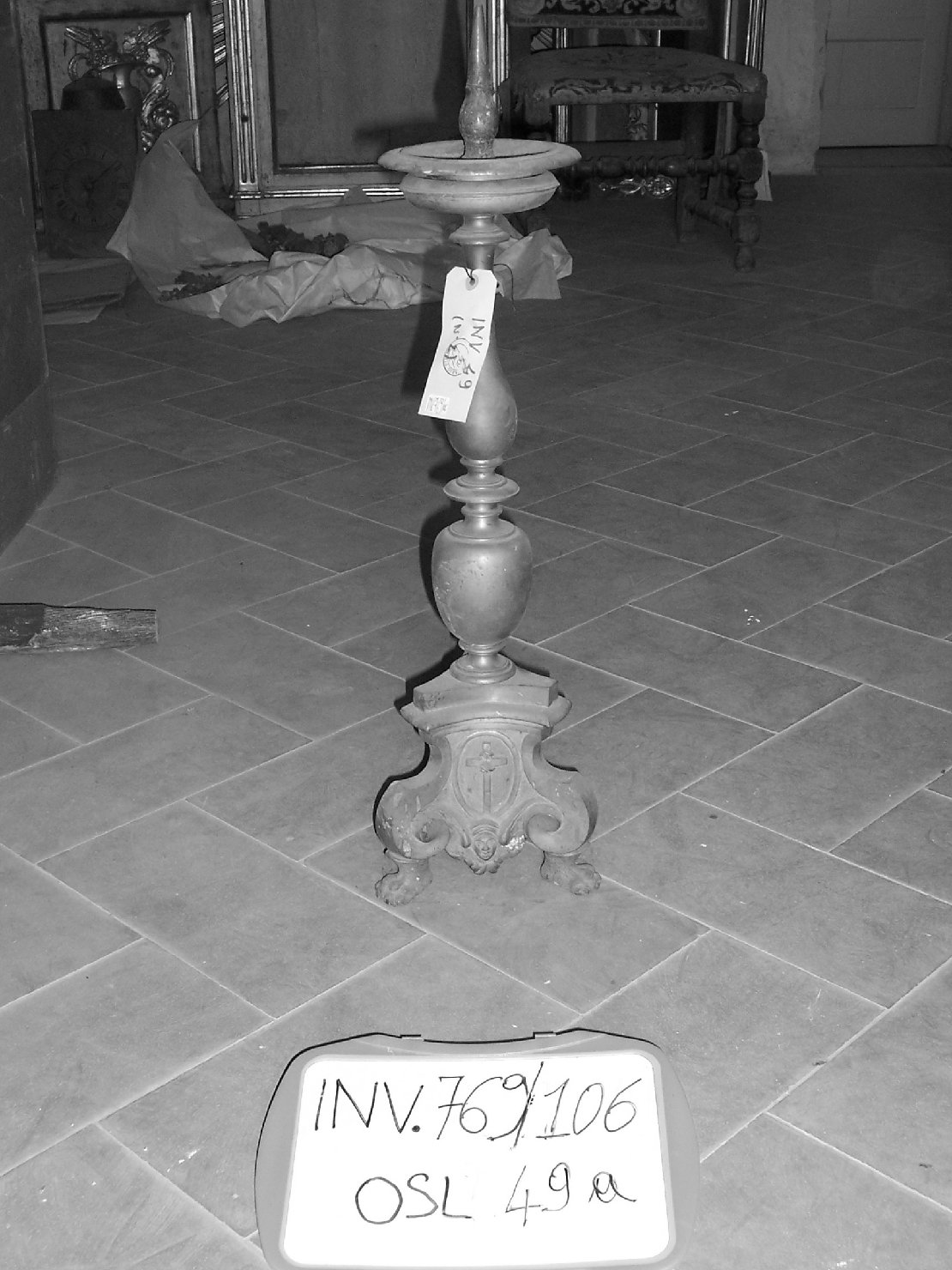 candeliere d'altare, elemento d'insieme - ambito lucchese (sec. XVIII)