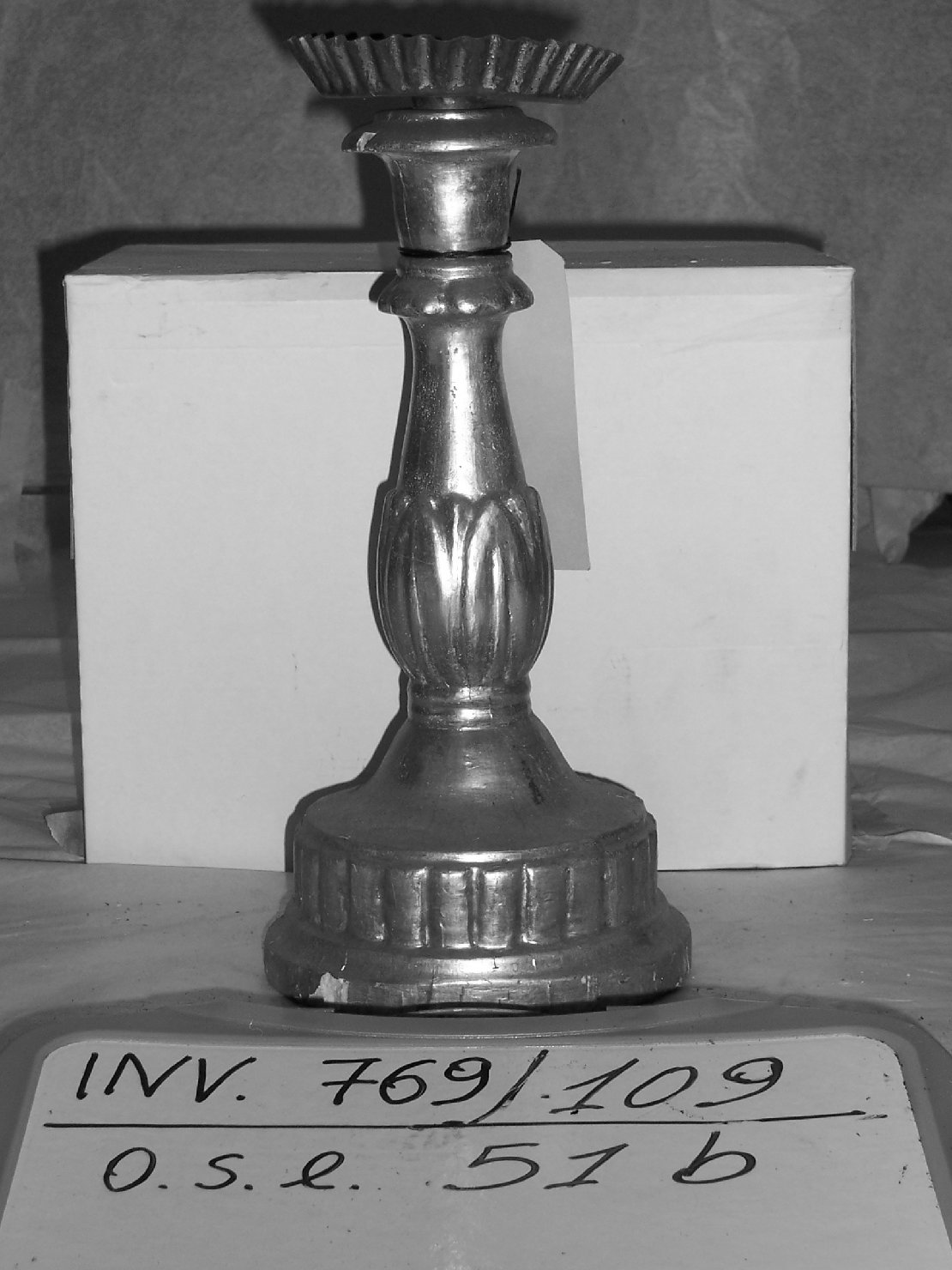 candeliere d'altare, elemento d'insieme - ambito lucchese (sec. XVIII)