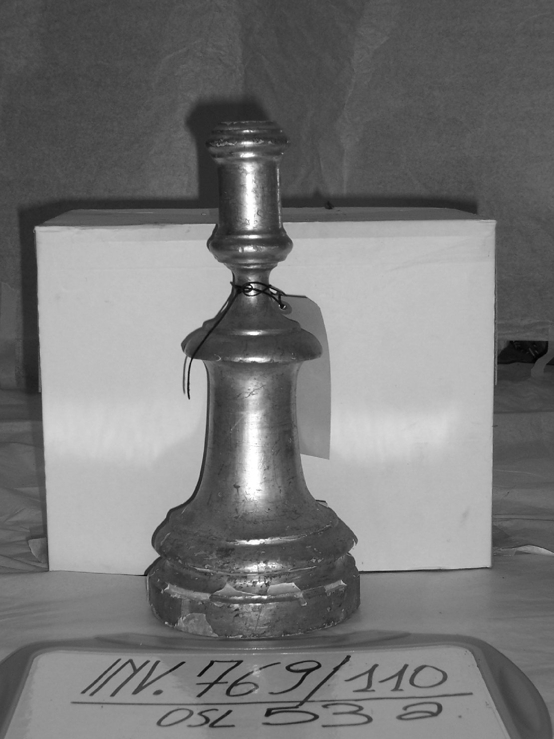 candeliere d'altare, elemento d'insieme - ambito lucchese (sec. XVIII)