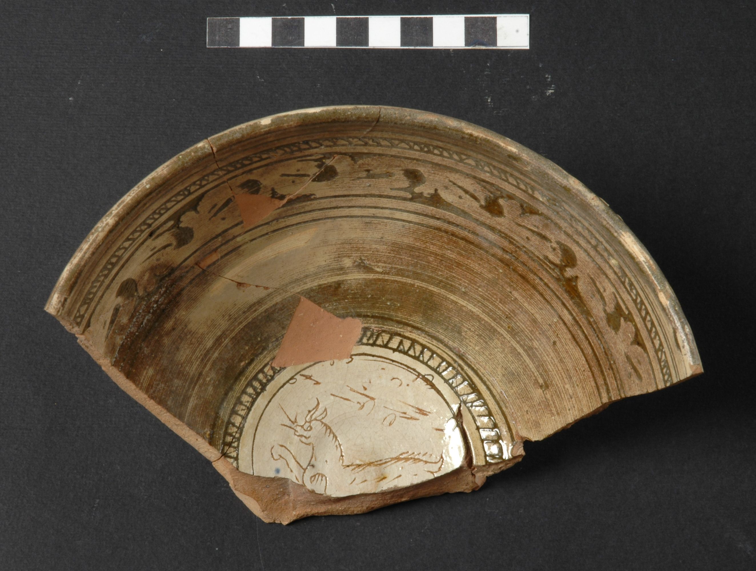 ciotola, frammento - ambito toscano (secc. XVI/ XVII)