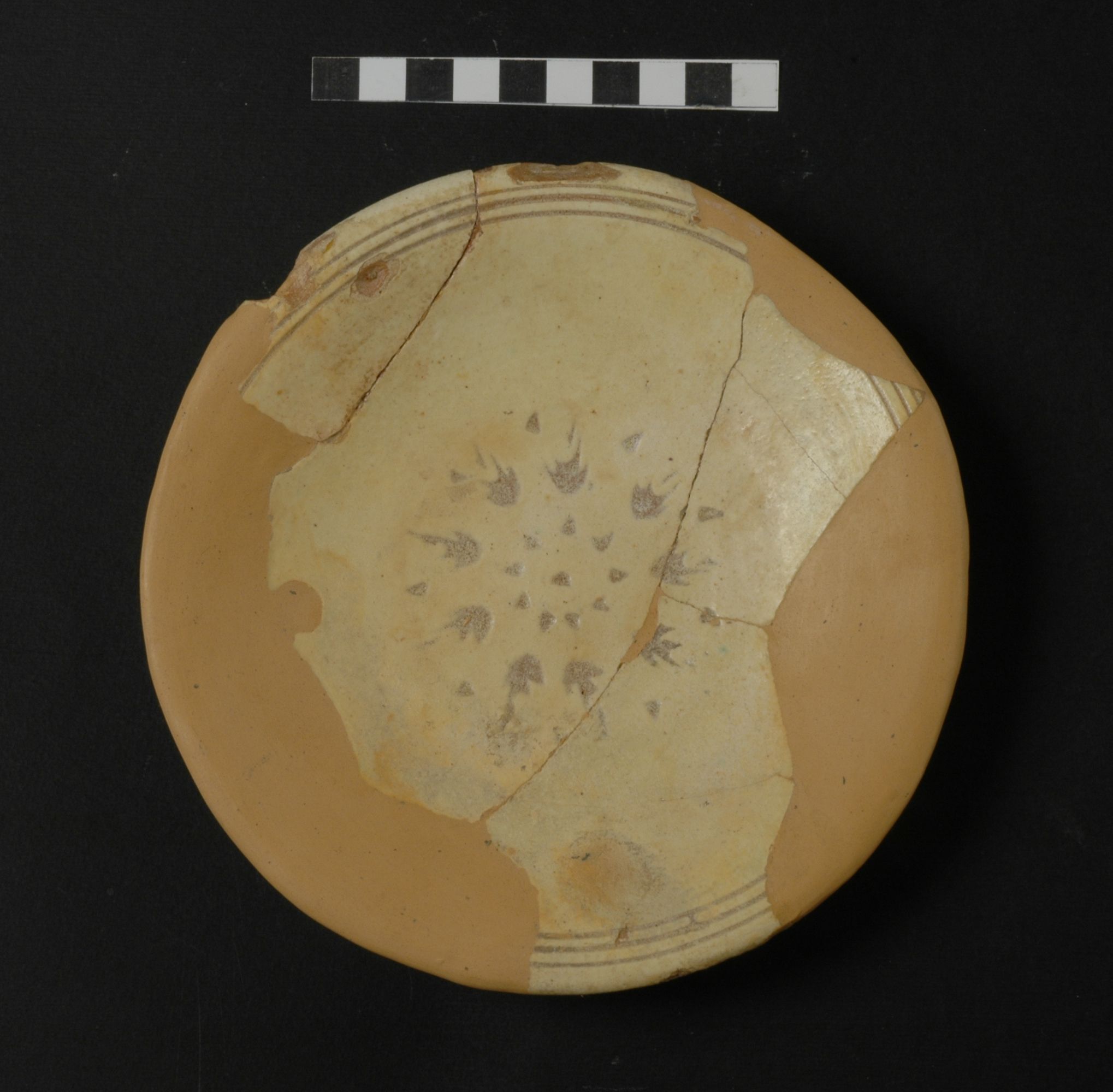 piattello, opera isolata - ambito toscano (secc. XVI/ XVII)