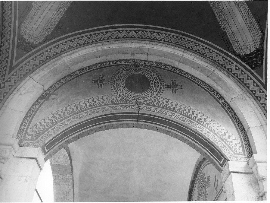 motivi decorativi geometrici (dipinto) di Chini Tito (sec. XX)
