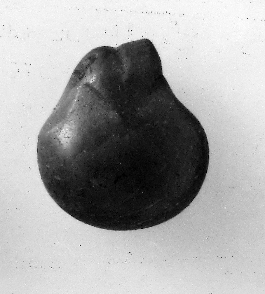 pendente, piriforme con anello di sospensione (secc. I/ III d.C)