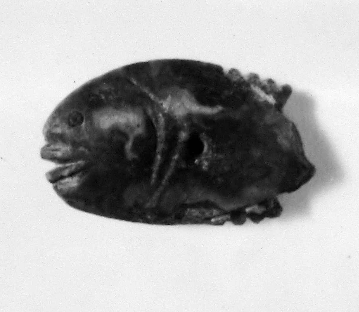 pesce (pendente) (secc. I/ III d.C)