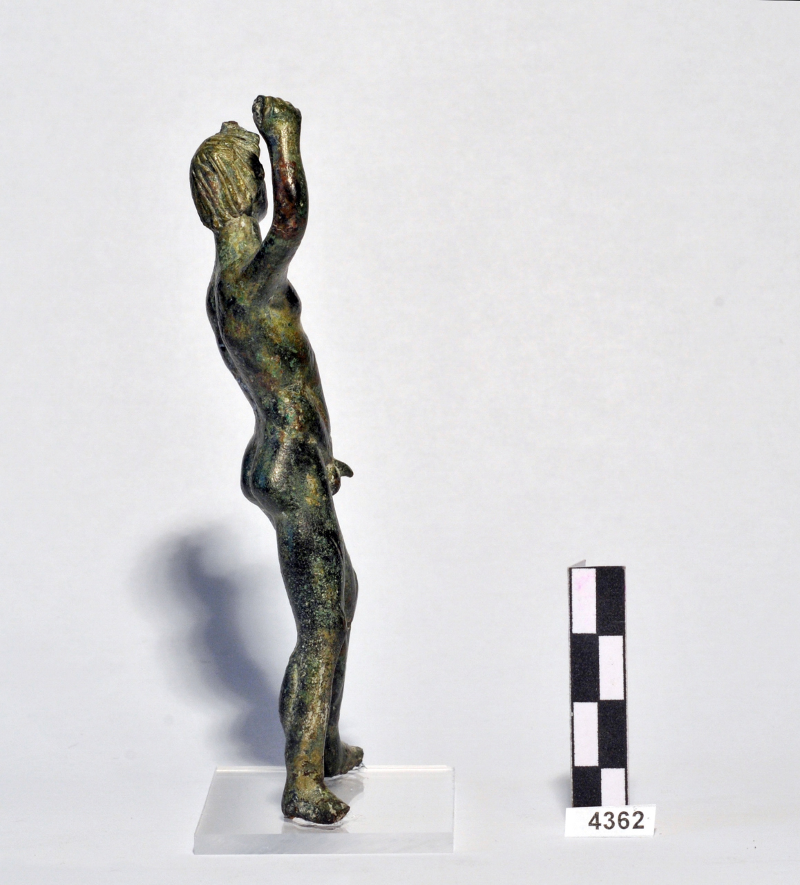 Ercole in assalto (statuetta) - ambiente italico (III-II a.C)