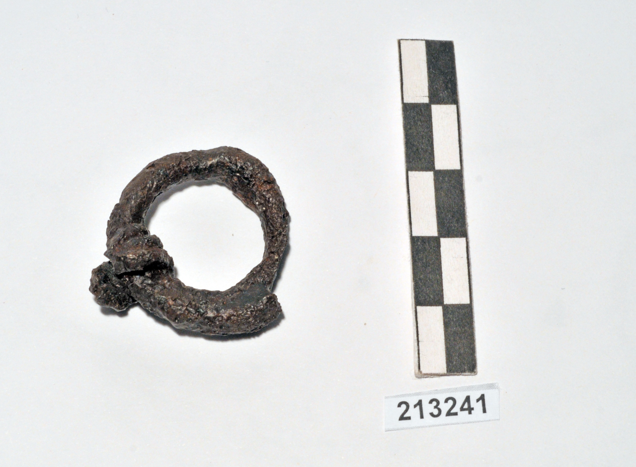 anello (metà/ fine VIII - VII a.C)