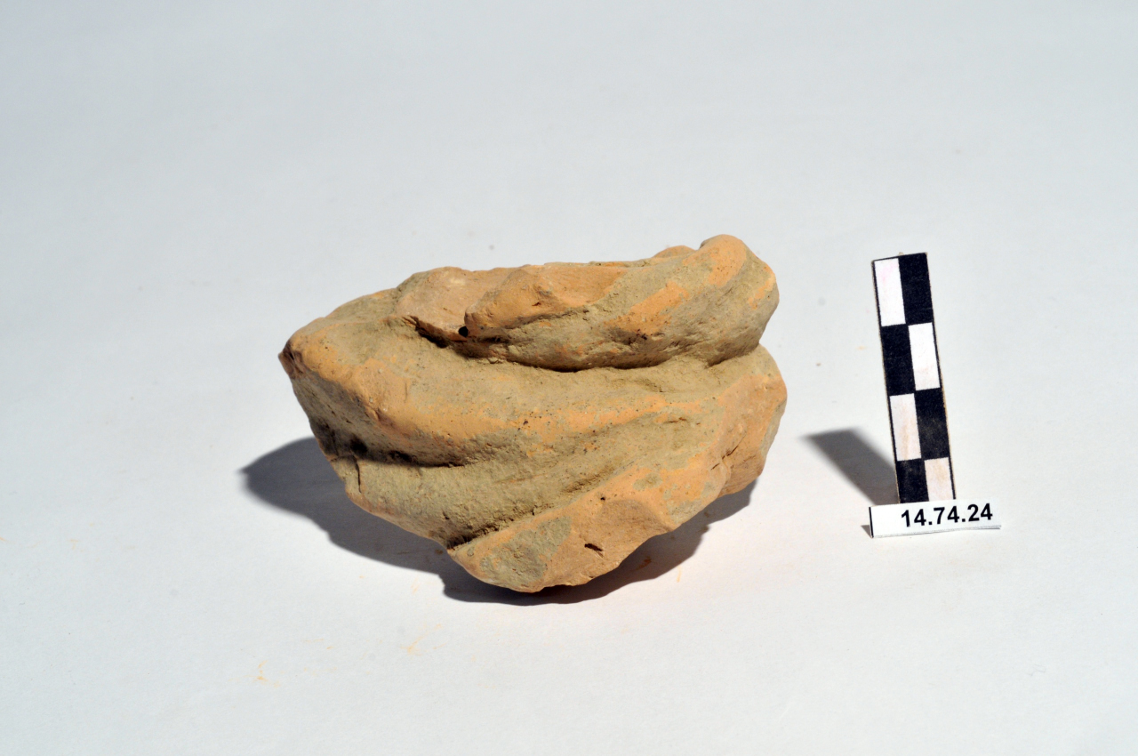 statua/ frontonale, panneggio (ultimo quarto II a.C)