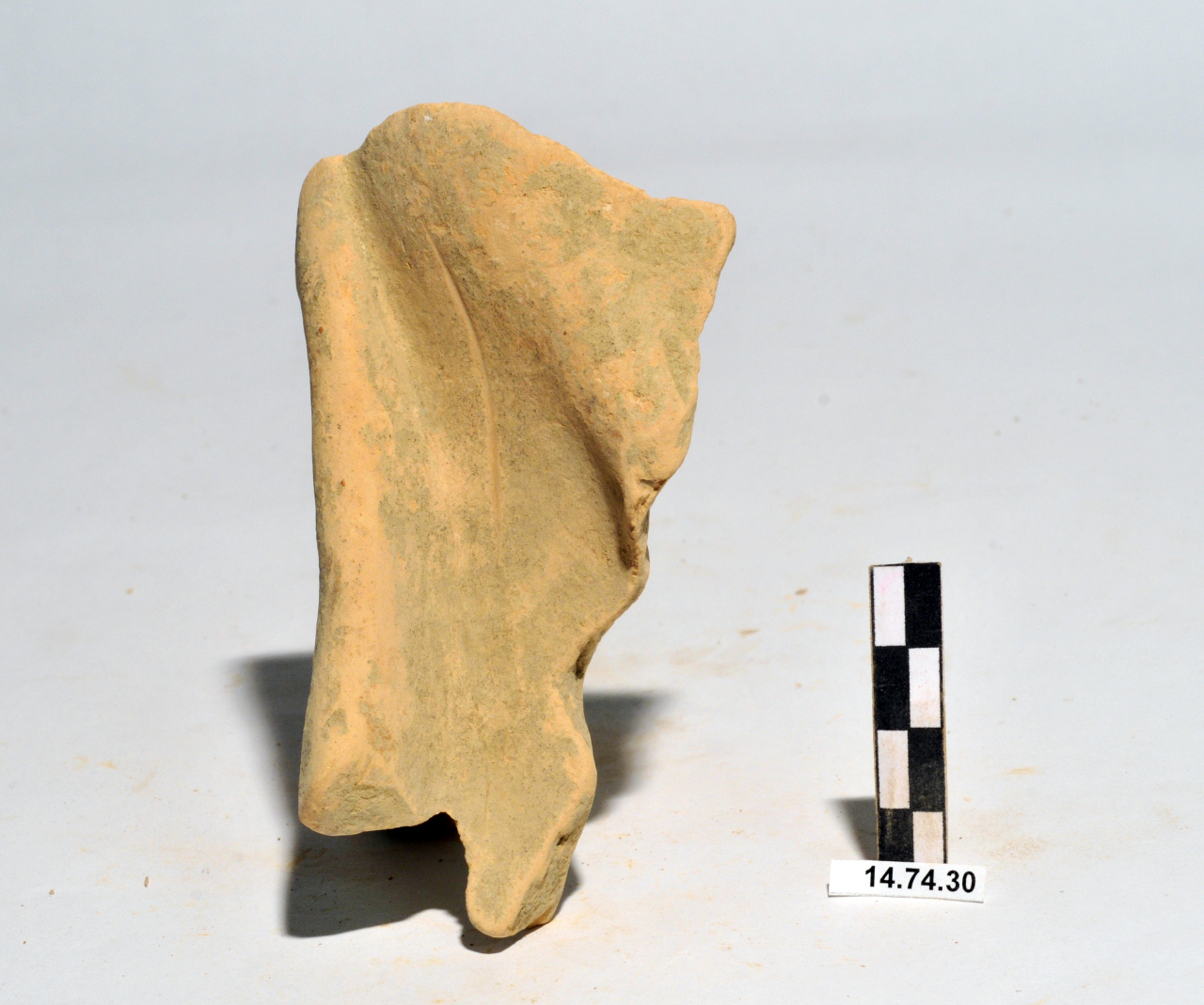 statua/ frontonale, panneggio (ultimo quarto II a.C)