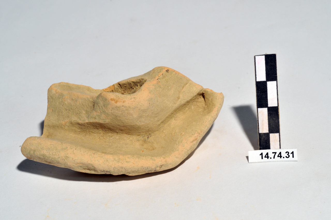 statua/ frontonale, panneggio (ultimo quarto II a.C)