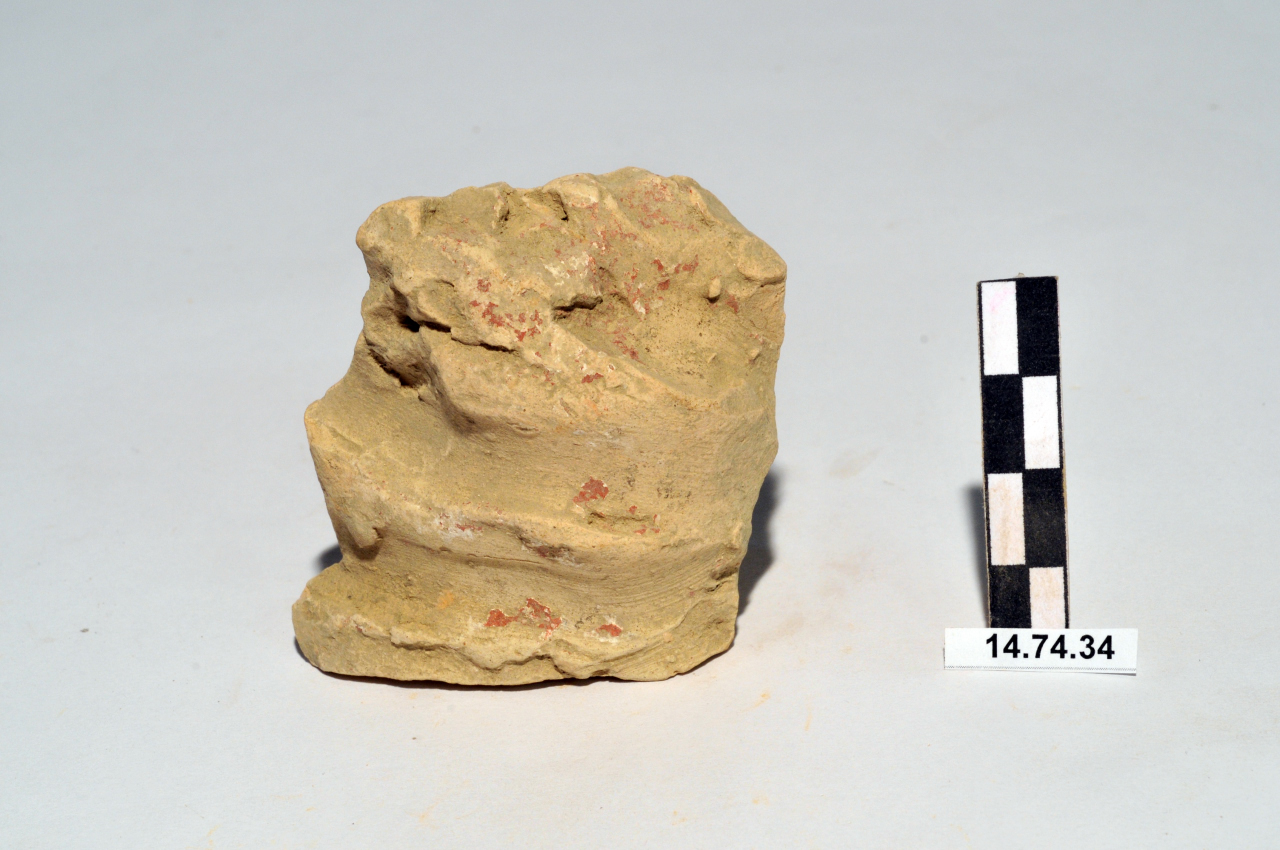 statua/ frontonale, braccio(?) con panneggio (ultimo quarto II a.C)