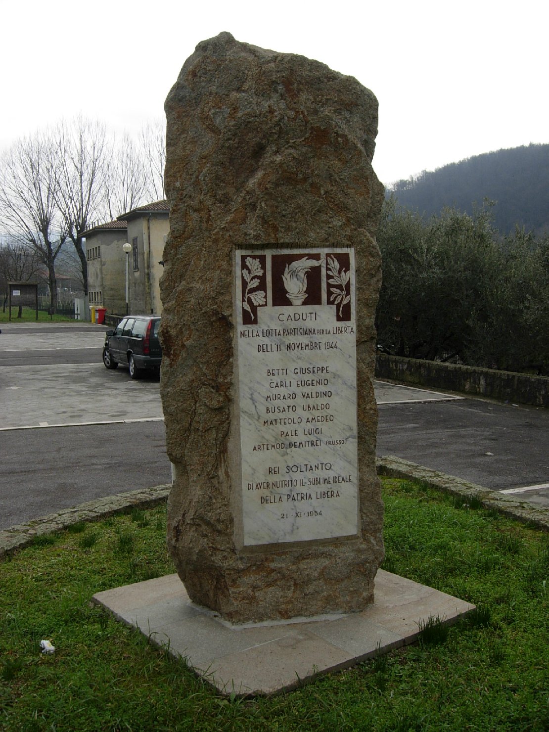 monumento ai caduti - a lapide - ambito veneto (XX)