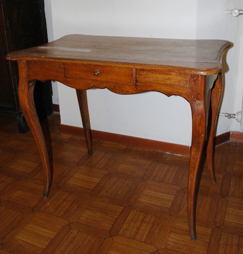 tavolino - ambito parmense (prima metà XIX)