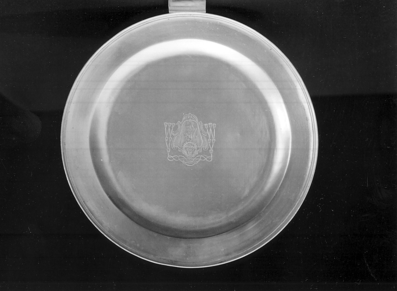 piatto, serie - bottega napoletana (secc. XVIII/ XIX)