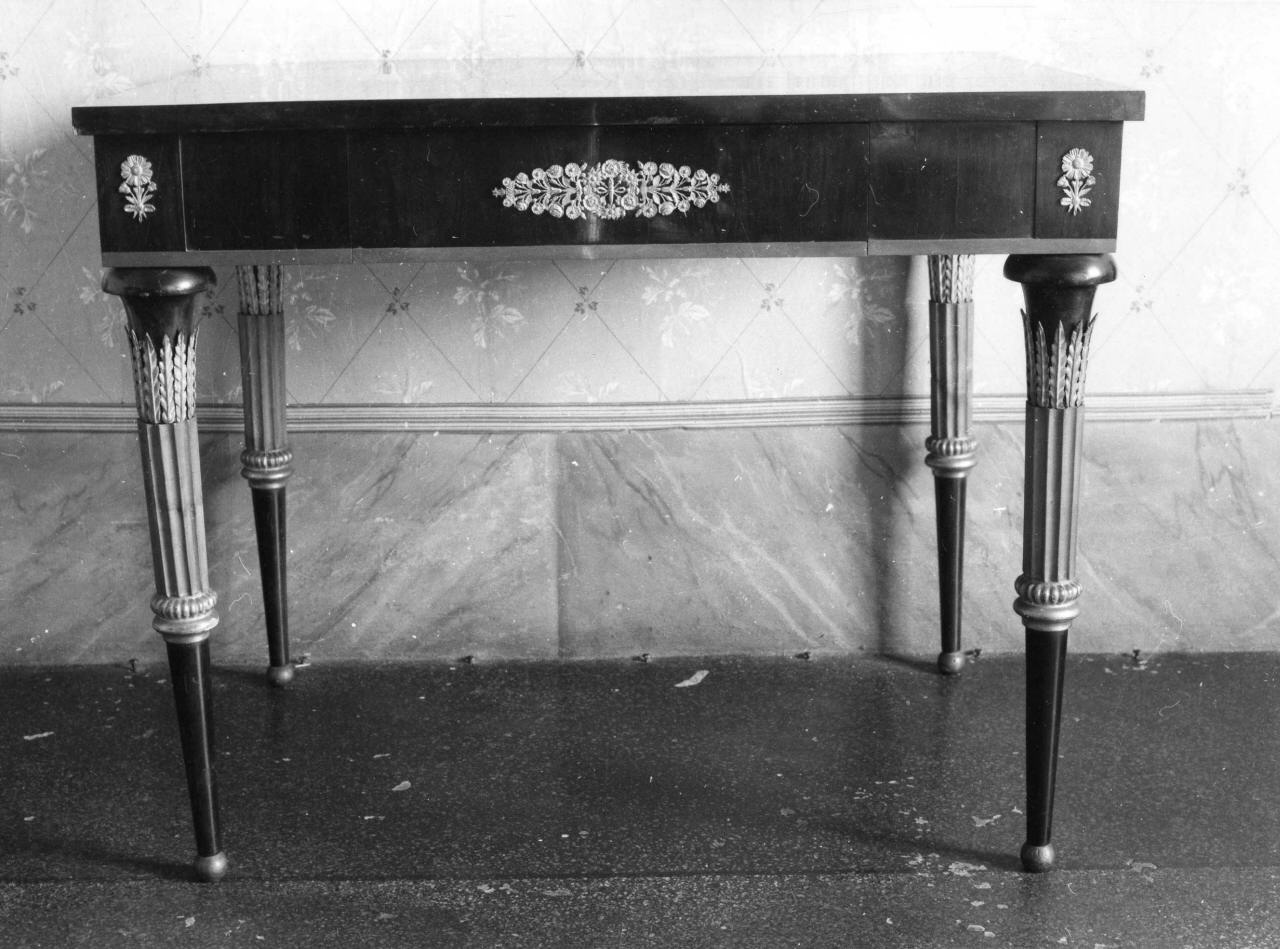 tavolo, serie - manifattura toscana (inizio sec. XIX)