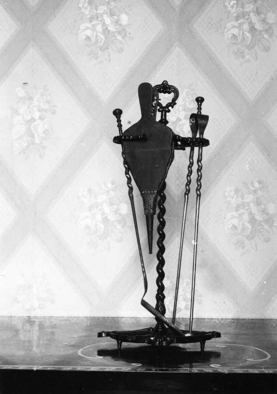 servizio da fuoco - manifattura fiorentina (sec. XIX)