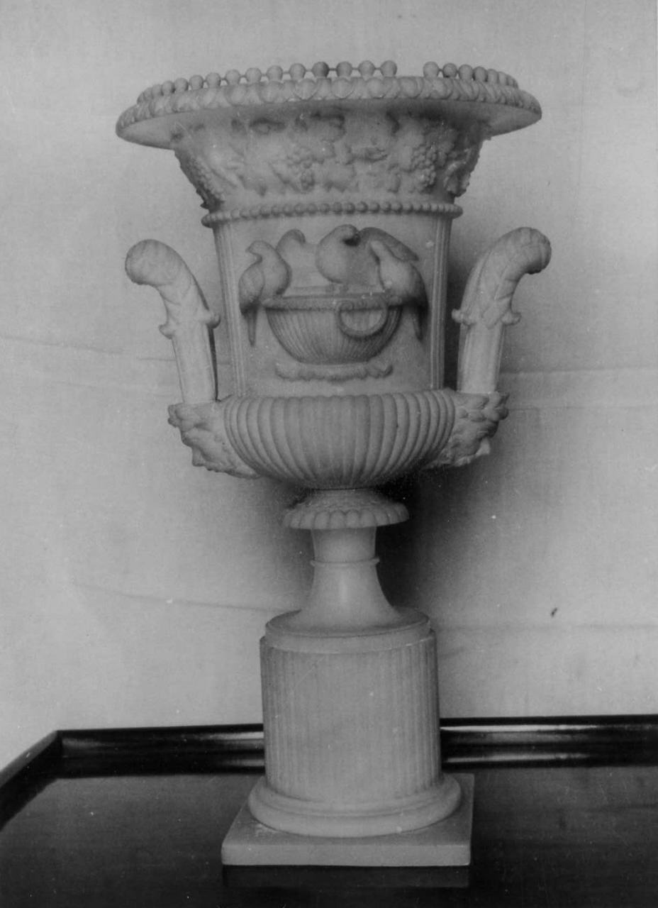 vaso - manifattura italiana (primo quarto sec. XIX)