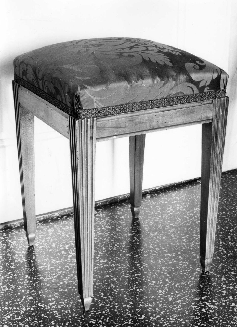 sgabello, serie - manifattura italiana (ultimo quarto sec. XVIII)