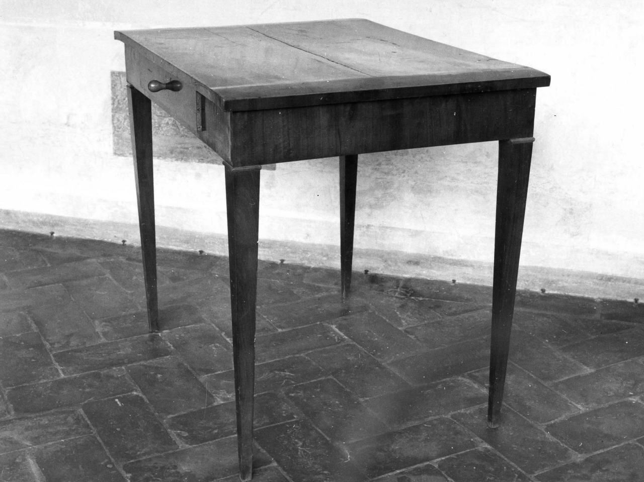 tavolo - manifattura italiana (sec. XIX)