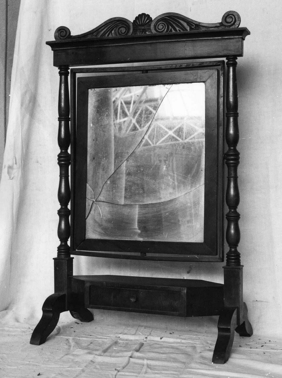 specchio - manifattura italiana (primo quarto sec. XIX)