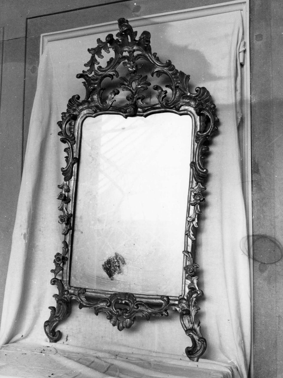 specchio - manifattura italiana (seconda metà sec. XVIII)