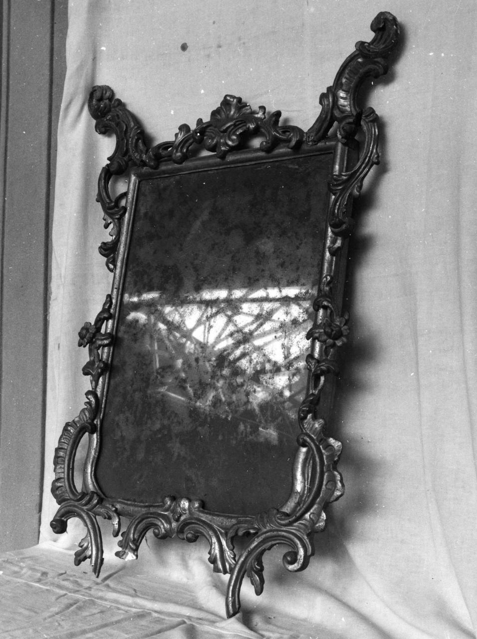 specchio - manifattura italiana (seconda metà sec. XVIII)