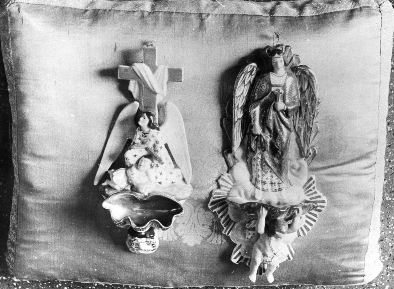 acquasantiera - manifattura italiana (metà sec. XIX)